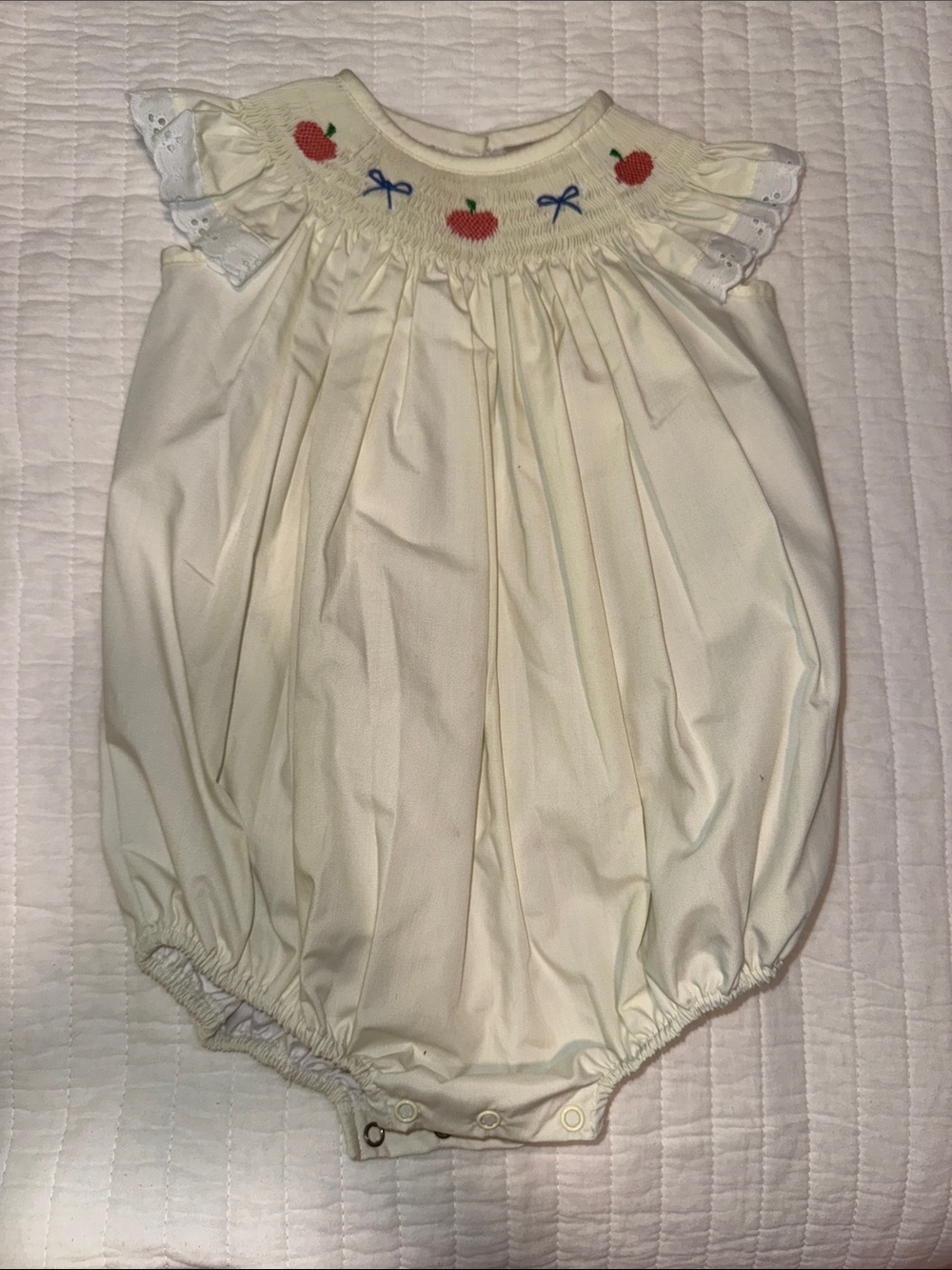 EUC TBBC Cream Smocked Baby Bubble Romper with Pumpkins and Blue Bows Size 2T